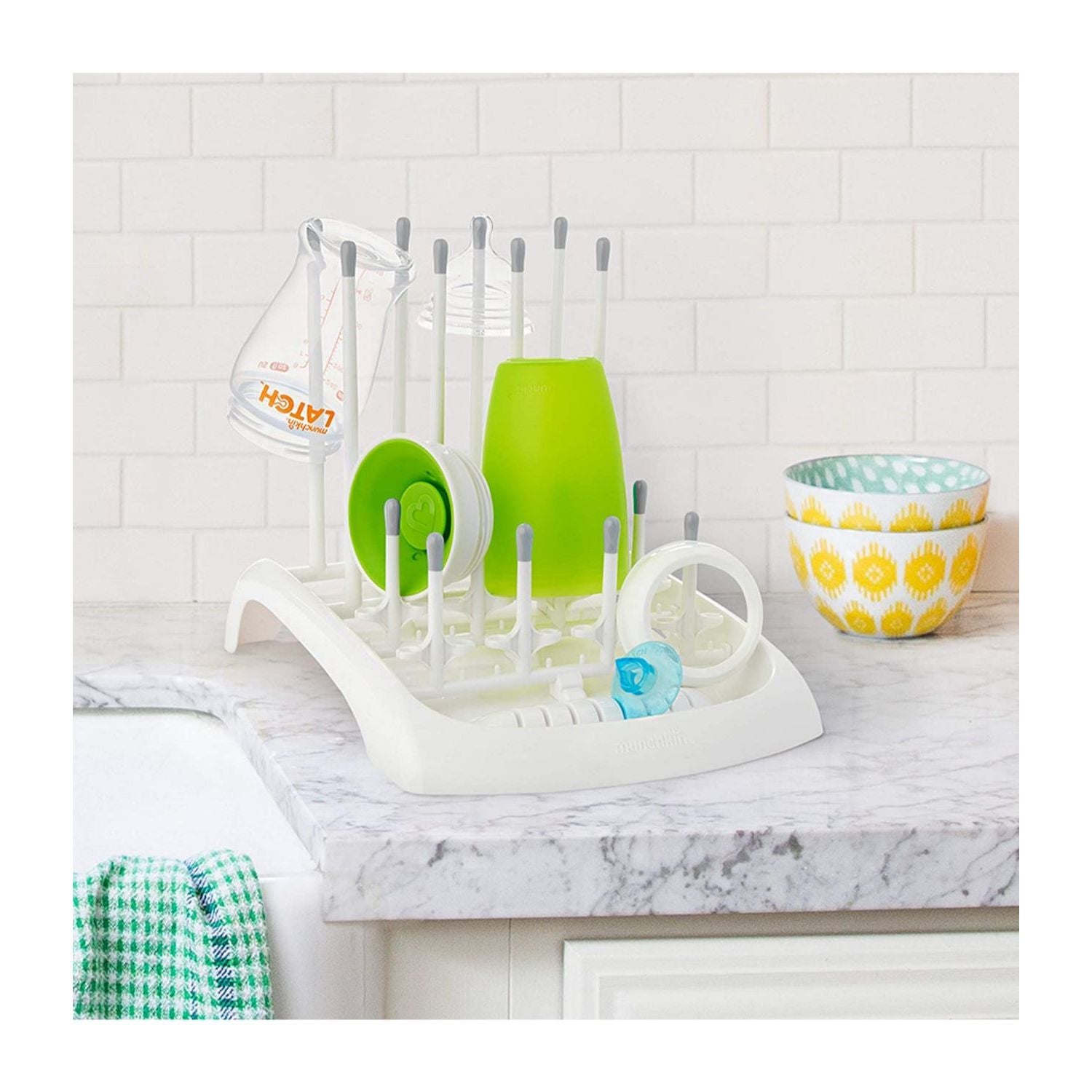 Munchkin Fold Baby Bottle Countertop Drying Rack, Grey