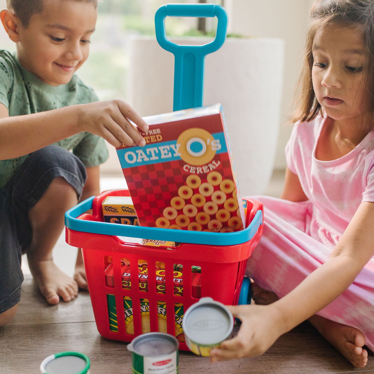 Melissa and Doug Fill & Roll Grocery Basket Play Set