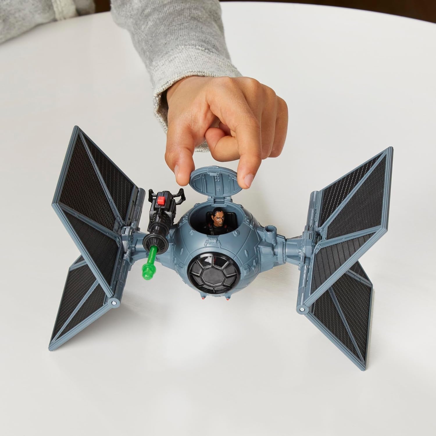 Hasbro STAR WARS Mission Fleet Stellar Class Moff Gideon Outland TIE Fighter Imperial Assault 2.5-In