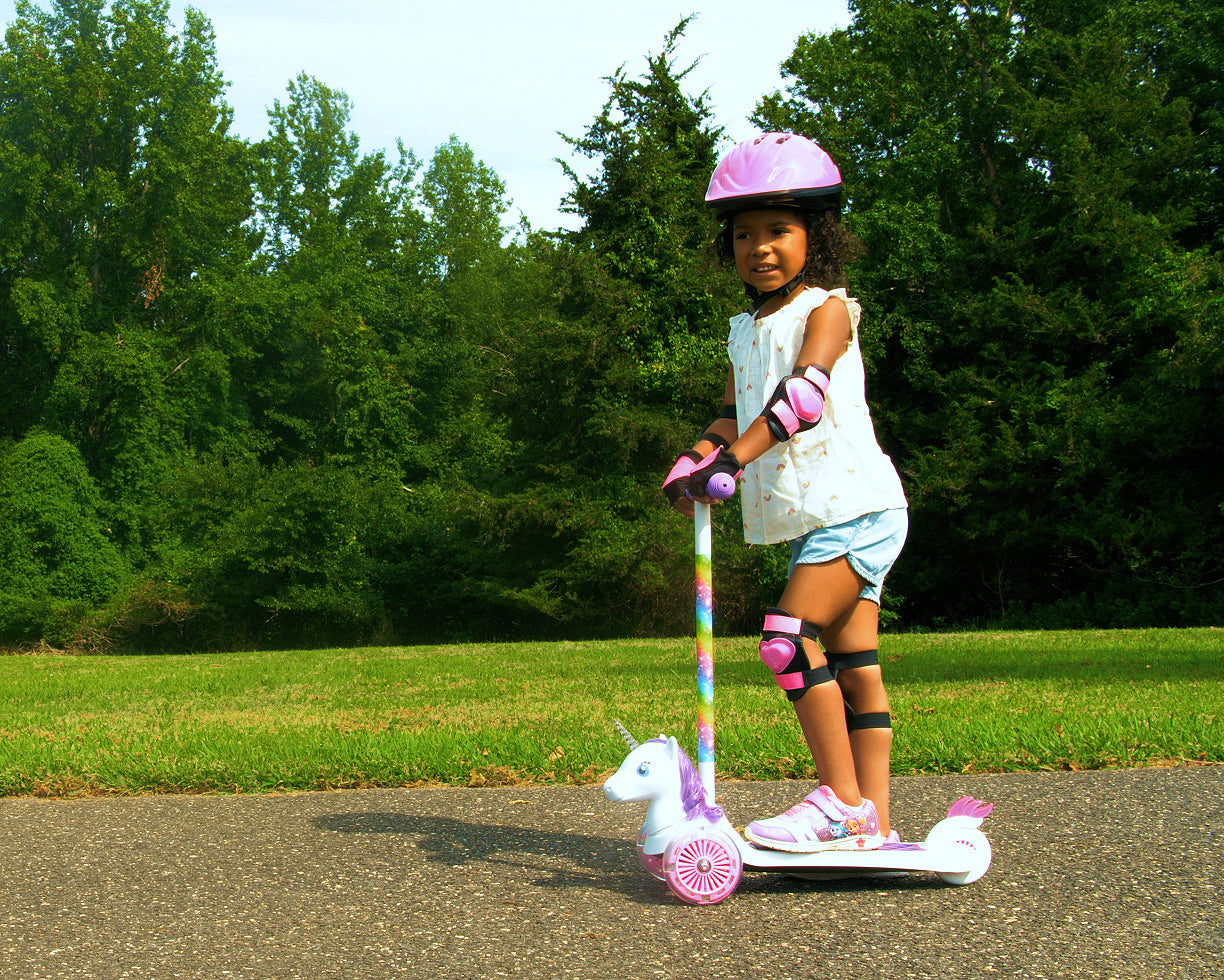 Dimensions Unicorn 3D Scooter with 3 Wheel Platform