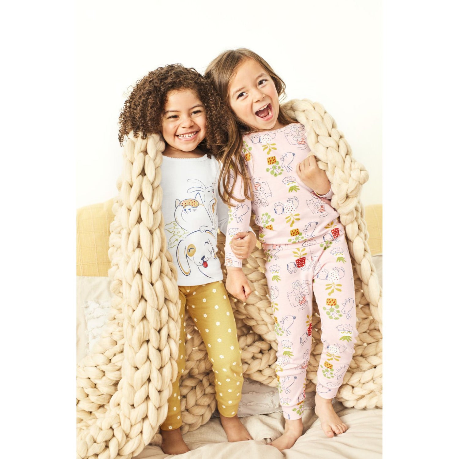 Carters Girls 12-24 Months 4-Piece Pets 100% Snug Fit Cotton Pajamas